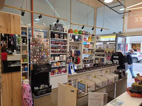 Fondo Comercio en Venta 60 años