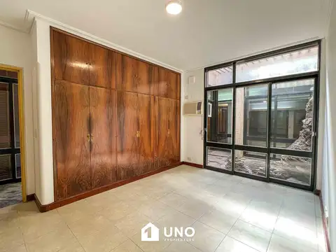 Casa en Alquiler de 5 dormitorios