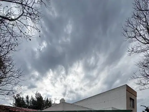 CASA EN VENTA - MERLO CENTRO