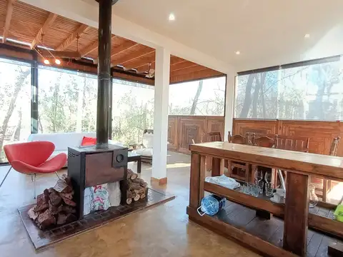 Casa 3 ambientes con 2 baños