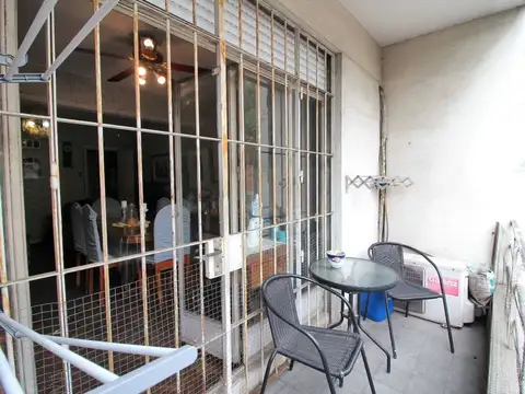 Departamento 5 ambientes con 2 baños