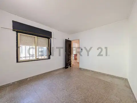 Depto Tipo Casa en Venta en Domingo Matheu, USD 39.000