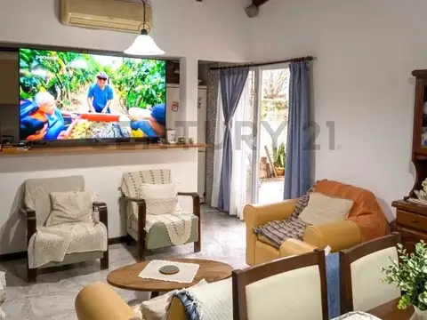 VENTA tres propiedades en un mismo terreno. VENADO TUERTO