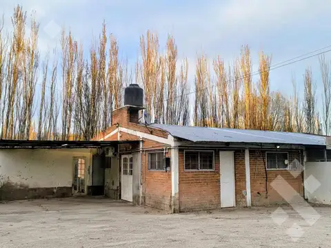 Alquiler casa 3 dorm Chacras, calle 20 y 2 Centenario Neuquen