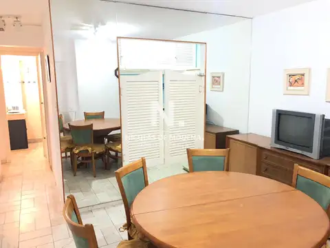 Departamento de 2 dormitorios en el centro de Punta del Este, cerca de todo