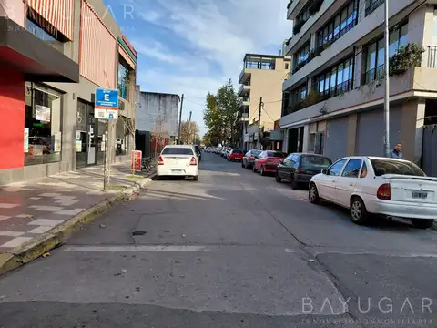 OPORTUNIDAD - Venta Terreno Uso Comercial en Pilar Centro - Inversión