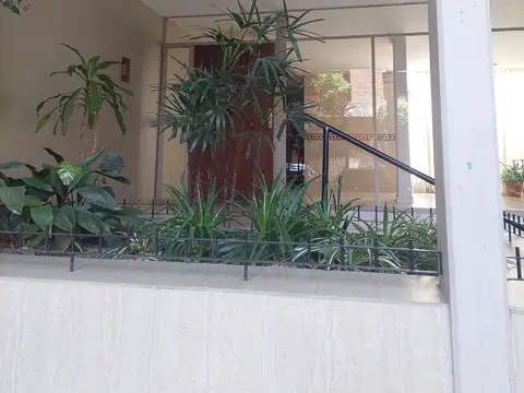 Blanco Encaldada 2600, Piso 1