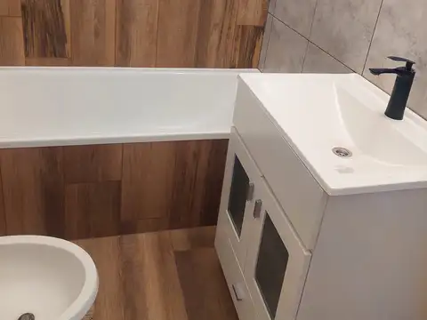 Blanco Encaldada 2600, Piso 1