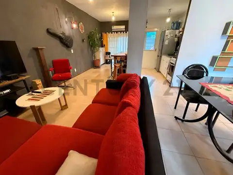 VENTA CASA ALTOS DE PODESTA 3 AMBIENTES Y DEPARTAMENTO 2 AMBIENTES INDEPENDIENTE