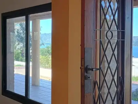 Casa en Venta en Villa Del Lago, USD 190.000