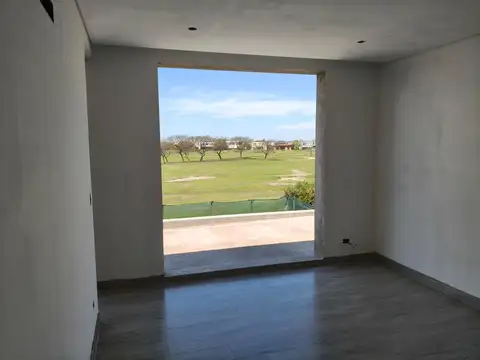 Casa en Venta en El Cantón, USD 420.000