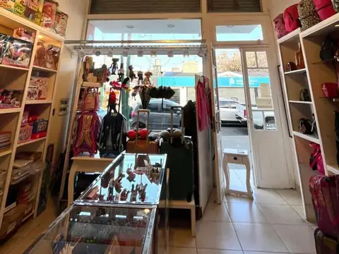 Local en Venta Via Pública