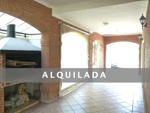 Casa 6 ambientes con 3 baños