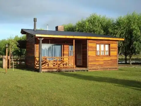 Complejo Turístico de 6 Hectareas con 8 Cabañas!