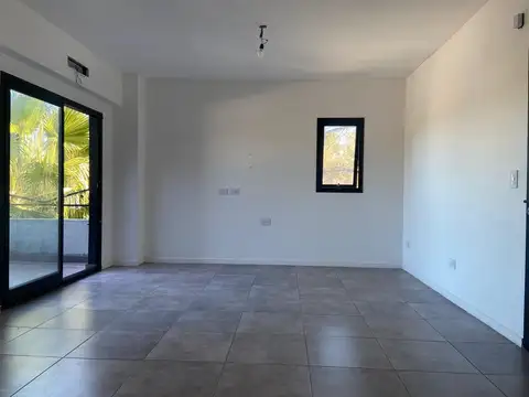 Departamento en Alquiler con 1 cocheras