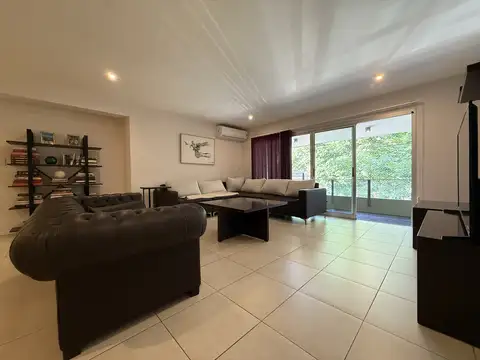Departamento en Alquiler de 6 ambientes