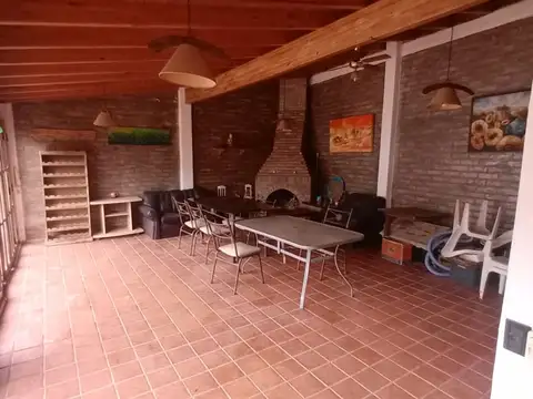 Casa en Alquiler en Mendoza, $ 1.700.000
