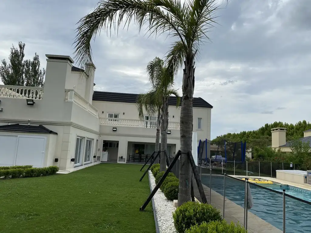 Casa en Venta en El Nacional Club De Campo