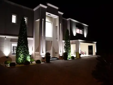 Casa en Venta con cochera