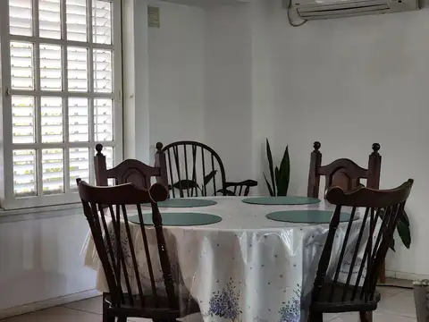Depto Tipo Casa en Venta de 4 ambientes