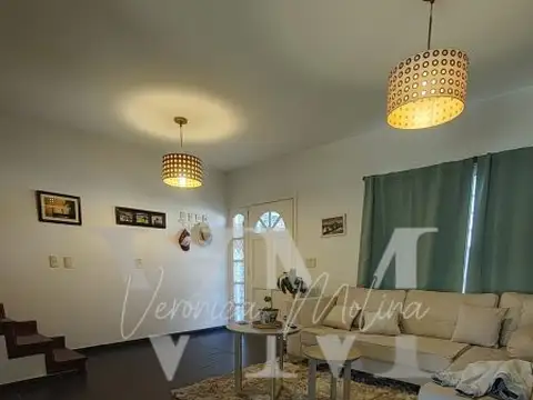 Depto Tipo Casa 4 ambientes con 2 baños