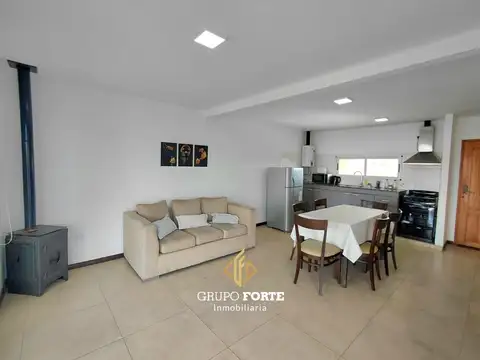 Casa en Venta con 3 cocheras