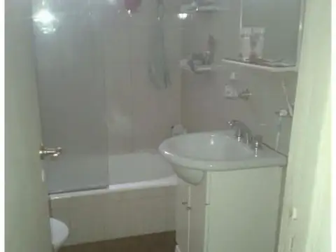 M Lebensohn 852 , Piso 1