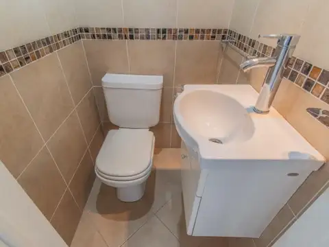Depto Tipo Casa en Venta en Liniers, USD 99.000