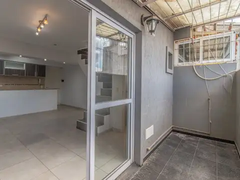 Depto Tipo Casa en Venta de 2 dormitorios
