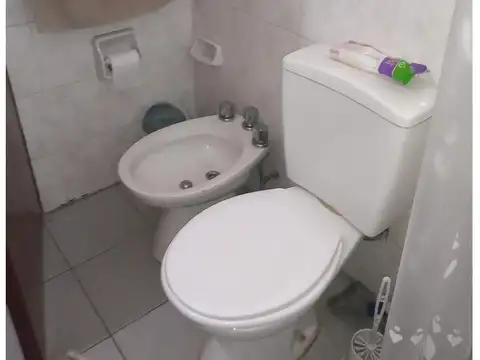 VENTA DE DOS DPTOS DE 2 AMB. BUENA OPORTUNIDAD PARA INVERSIO