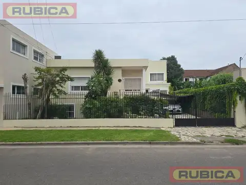 Casa en Venta en Pilar, USD 430.000