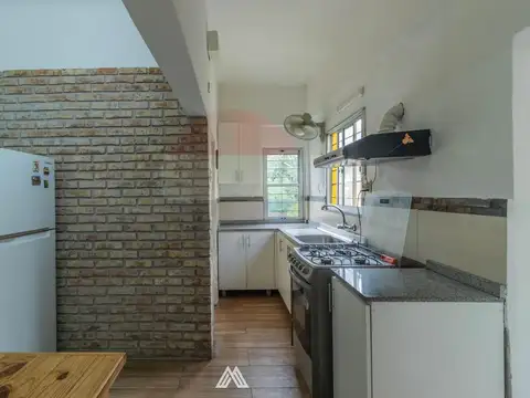 Casa 4 ambientes con 1 baño