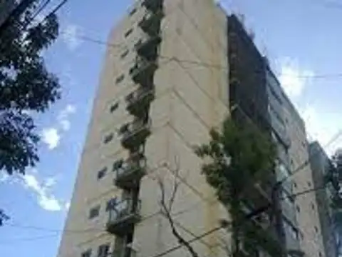 VENTA PILAR DEPARTAMENTO 4 AMBIENTES  A REMODELAR