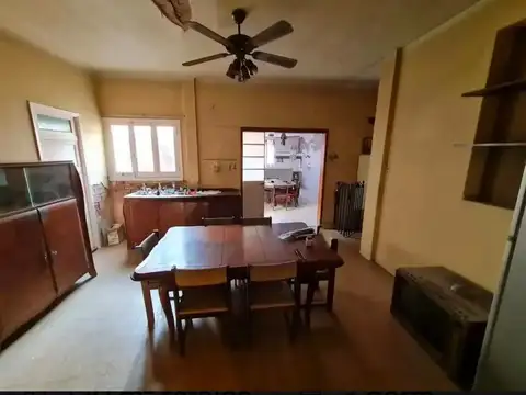 Depto Tipo Casa en Alquiler de 4 dormitorios