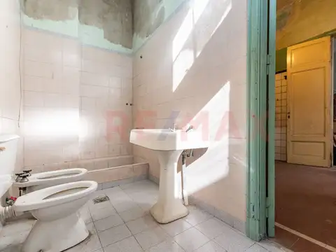 Casa 7 ambientes con 7 baños