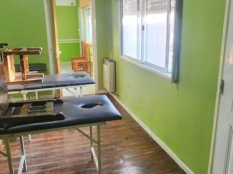VENTA CASA 5 AMB EN EZEIZA - APTO CREDITO -PERMUTA