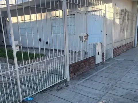 Casa en Venta en Ezeiza, USD 160.000