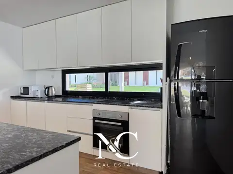 Casa en Venta en Costa Esmeralda, USD 280.000