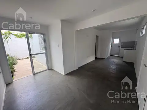 PH de dos dormitorios en venta en Tolosa, La Plata