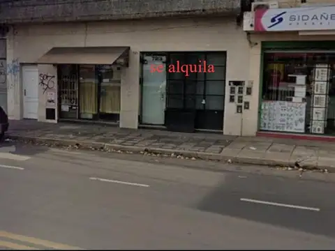 Av. Gral. Miguel De Azcuenaga 700
