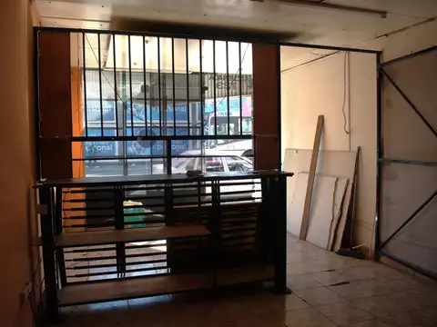 Local en Venta 40 años