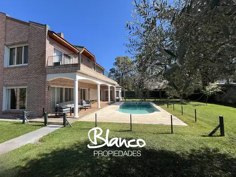 Alto Perú 900 - San Isidro -