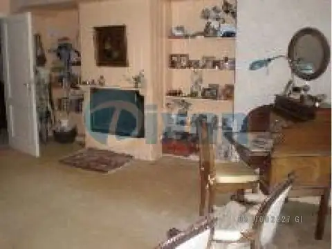 Casa en Alquiler Temporal con 1 cochera