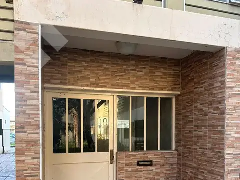 Venta Departamento 2 dorm. Av. Olascoaga y Chile. Neuquen Capital