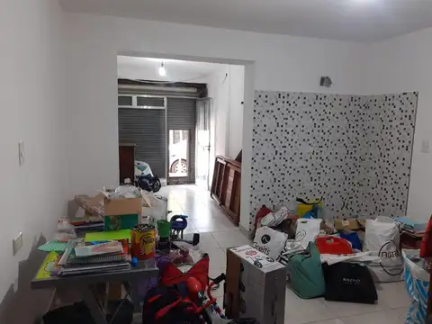 Junin  al 1100  - Local/Deposito en Alquiler - San Fernando