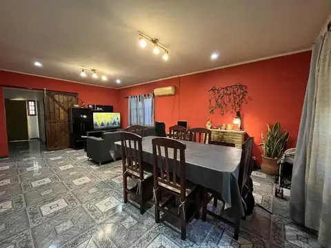 Casa en Venta en Burzaco, USD 90.000