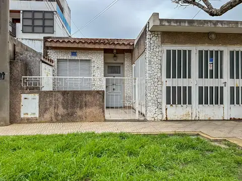 Casa Dos Dormitorios