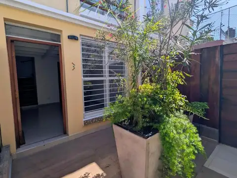 Depto Tipo Casa en Venta en Echesortu, USD 67.900