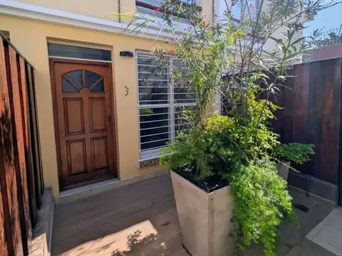 Depto Tipo Casa en Venta de 2 dormitorios