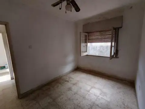 Depto Tipo Casa en Venta 60 años